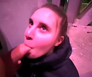 RISKY PUBLIC BLOWJOB UNDER A BRIDGE IN THE CITY FROM A RUSSIAN GIRL