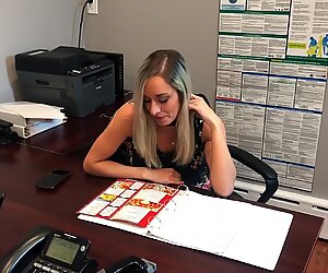 Slut Secretary Gets Fucked & Creampied!