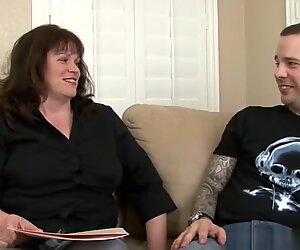 College Dean Ginger Speer Fucks Flunking Student